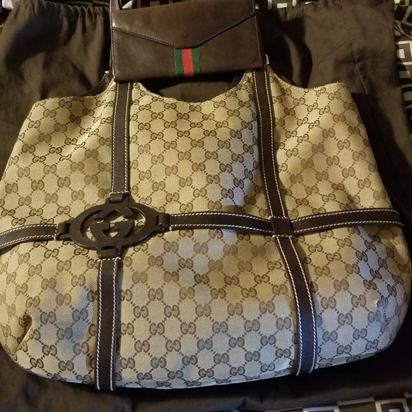 Gucci Handbags - Gucci canvas hobo